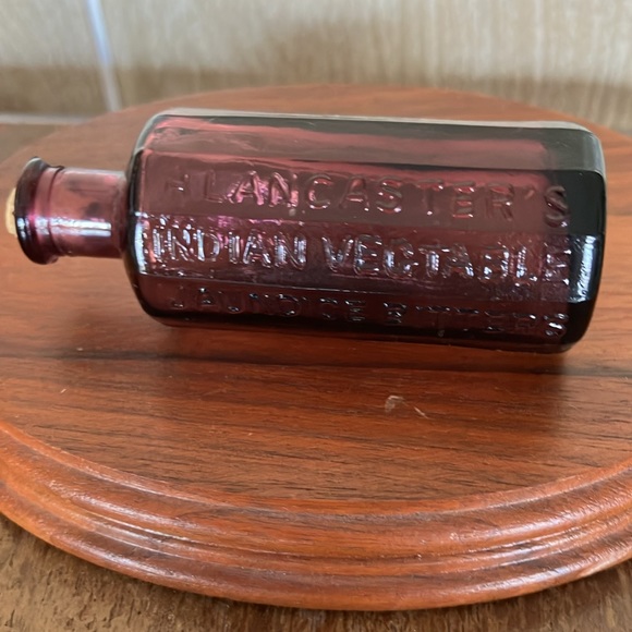 Rare Purple Bottle Col Sam Johnson 1852 Indian Vegetable Jaundice Bitters OLD - Picture 2 of 3